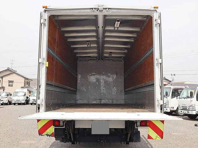 三菱ふそうファイターアルミウイング中型（4t）[写真15]