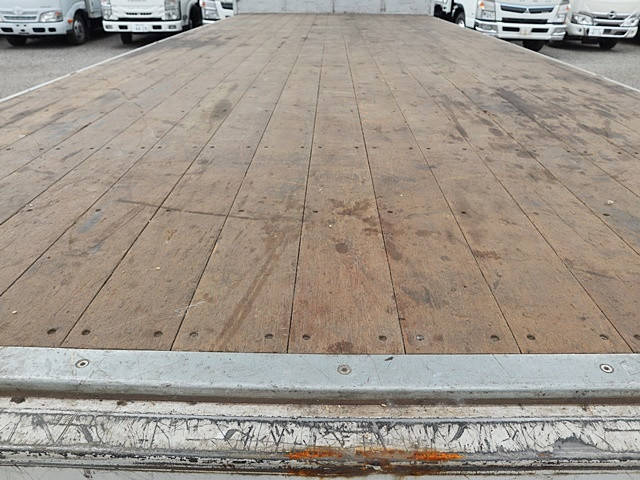 三菱ふそうファイターアルミウイング中型（4t）[写真16]