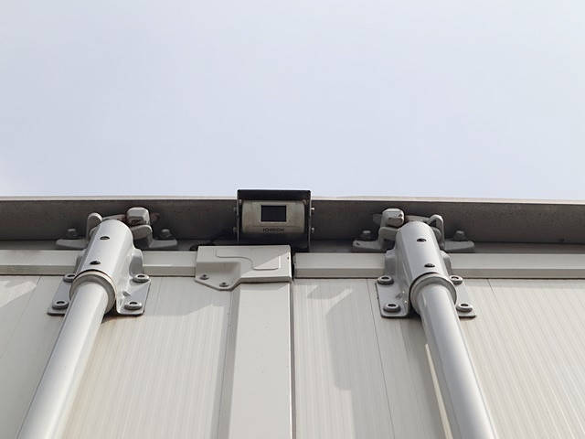 三菱ふそうファイターアルミウイング中型（4t）[写真22]