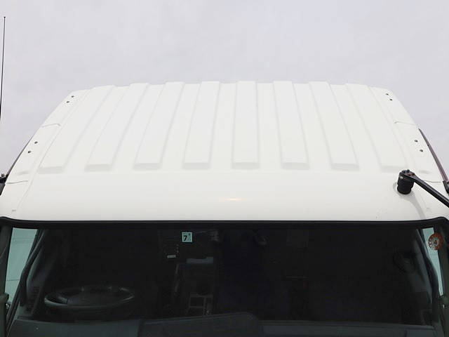 三菱ふそうファイターアルミウイング中型（4t）[写真24]