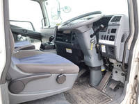 三菱ふそうファイターアルミウイング中型（4t）[写真29]