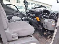 トヨタトヨエース平ボディ小型（2t・3t）[写真28]