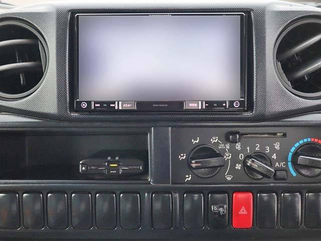 トヨタトヨエース平ボディ小型（2t・3t）[写真34]