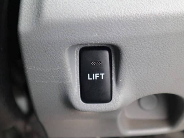 トヨタトヨエース平ボディ小型（2t・3t）[写真36]