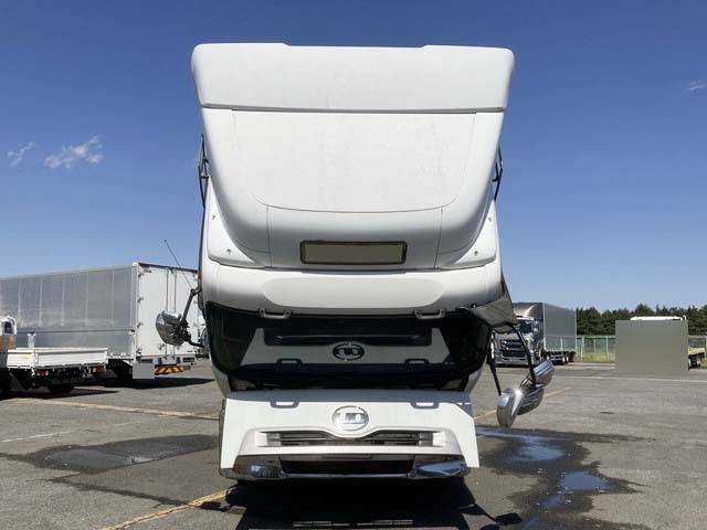 UDトラックスクオンアルミウイング大型（10t）[写真10]