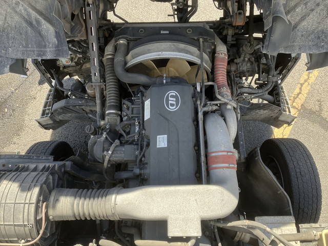 UDトラックスクオンアルミウイング大型（10t）[写真24]