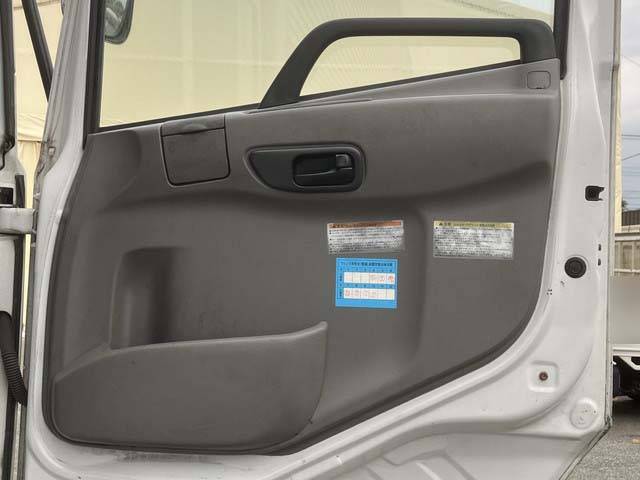 UDトラックスクオンアルミウイング大型（10t）[写真27]