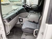 UDトラックスクオンアルミウイング大型（10t）[写真30]