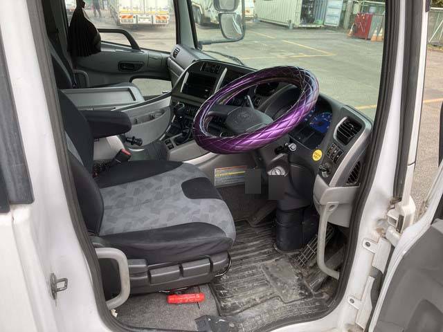 UDトラックスクオンアルミウイング大型（10t）[写真31]