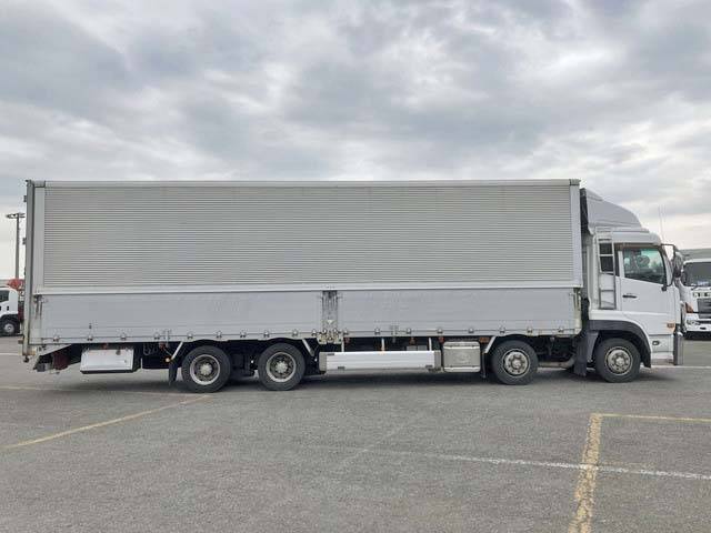 UDトラックスクオンアルミウイング大型（10t）[写真07]