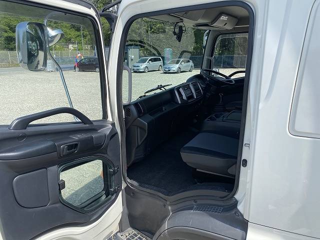 日野レンジャーアルミウイング中型（4t）[写真29]