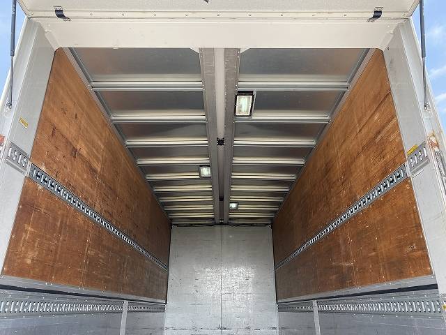 日野レンジャーアルミウイング中型（4t）[写真08]