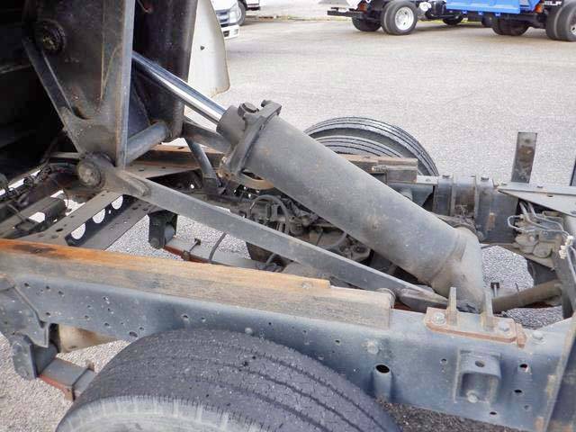 いすゞエルフダンプ・クレーン付小型（2t・3t）[写真20]