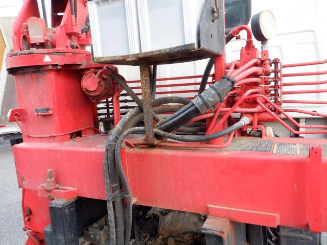 いすゞエルフダンプ・クレーン付小型（2t・3t）[写真22]