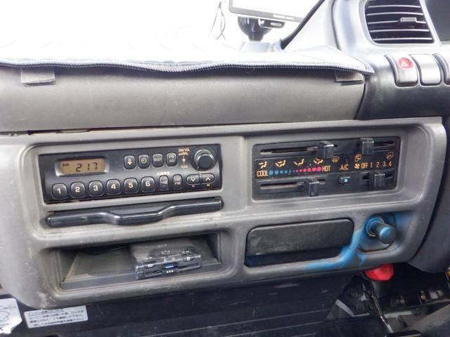 いすゞエルフダンプ・クレーン付小型（2t・3t）[写真31]