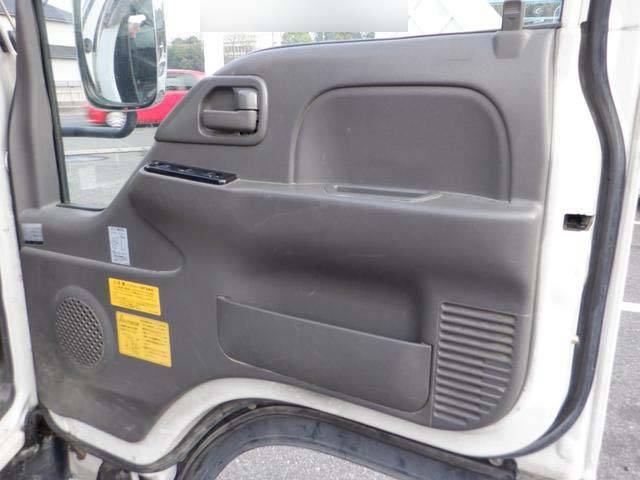 いすゞエルフダンプ・クレーン付小型（2t・3t）[写真34]