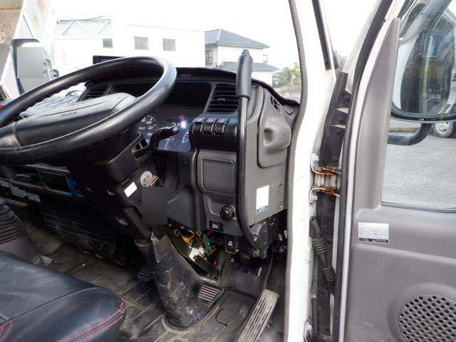 いすゞエルフダンプ・クレーン付小型（2t・3t）[写真37]