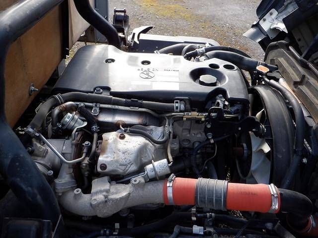 いすゞエルフアルミブロック小型（2t・3t）[写真20]