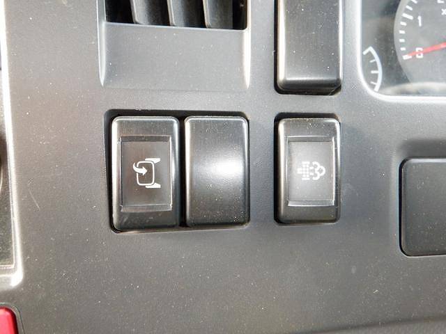 いすゞエルフアルミブロック小型（2t・3t）[写真30]