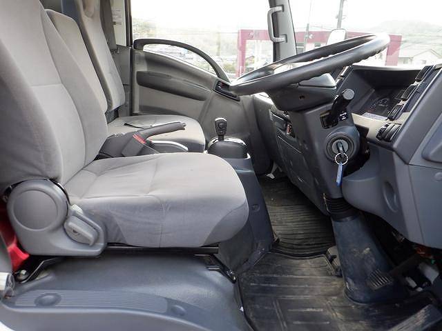 いすゞエルフアルミブロック小型（2t・3t）[写真33]