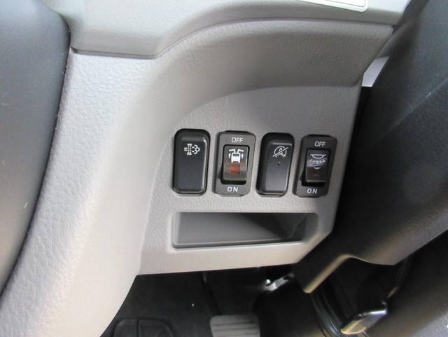 三菱ふそうキャンターアルミウイング小型（2t・3t）[写真14]