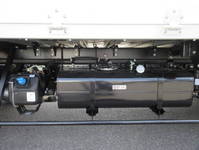 三菱ふそうキャンターアルミウイング小型（2t・3t）[写真32]