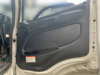 日野プロフィアアルミウイング大型（10t）[写真29]