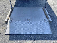 三菱ふそうキャンターアルミバン小型（2t・3t）[写真17]