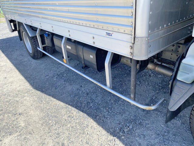 三菱ふそうキャンターアルミバン小型（2t・3t）[写真20]