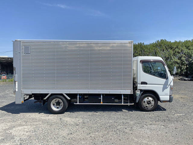 三菱ふそうキャンターアルミバン小型（2t・3t）[写真06]