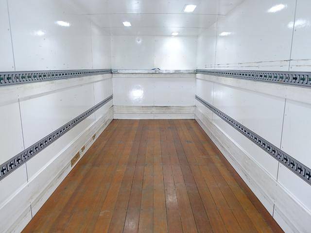 日野レンジャーパネルバン中型（4t）[写真10]