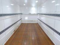 日野レンジャーパネルバン中型（4t）[写真10]