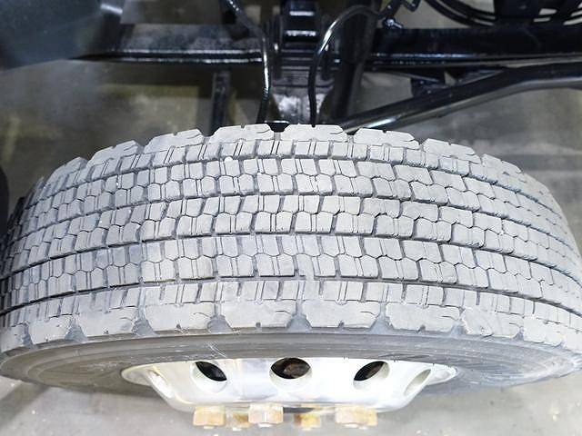 日野レンジャーパネルバン中型（4t）[写真21]