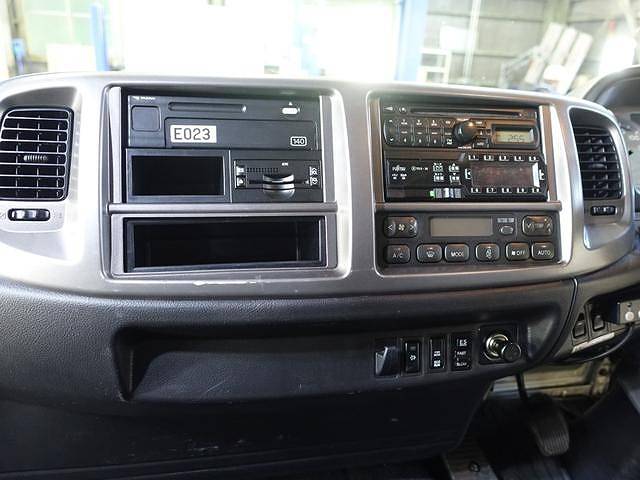 日野レンジャーパネルバン中型（4t）[写真29]