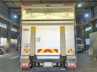 日野レンジャーパネルバン中型（4t）[写真02]