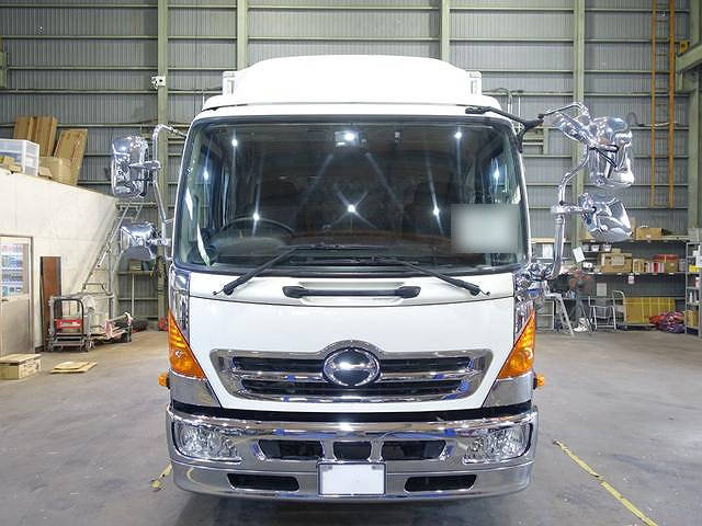 日野レンジャーパネルバン中型（4t）[写真03]