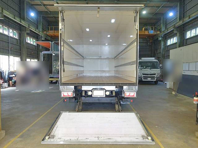 日野レンジャーパネルバン中型（4t）[写真07]