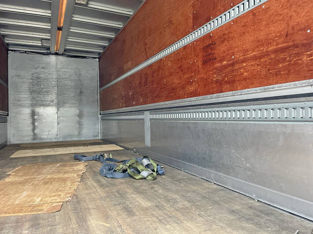 日野レンジャーアルミウイング増トン（6t・8t）[写真10]