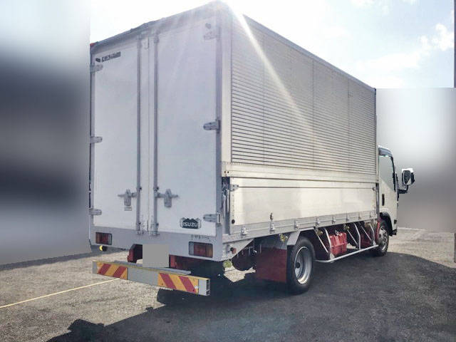 いすゞエルフアルミウイング小型（2t・3t）[写真02]