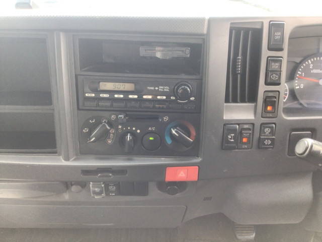 いすゞエルフアルミウイング小型（2t・3t）[写真33]