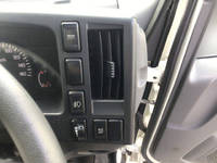 いすゞエルフアルミウイング小型（2t・3t）[写真36]