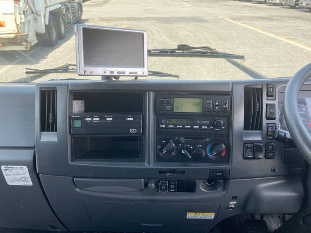 いすゞフォワード冷凍車（冷蔵車）中型（4t）[写真35]