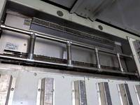 日野プロフィア冷蔵冷凍ウイング大型（10t）[写真12]