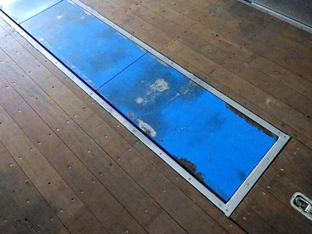 日野プロフィア冷蔵冷凍ウイング大型（10t）[写真14]