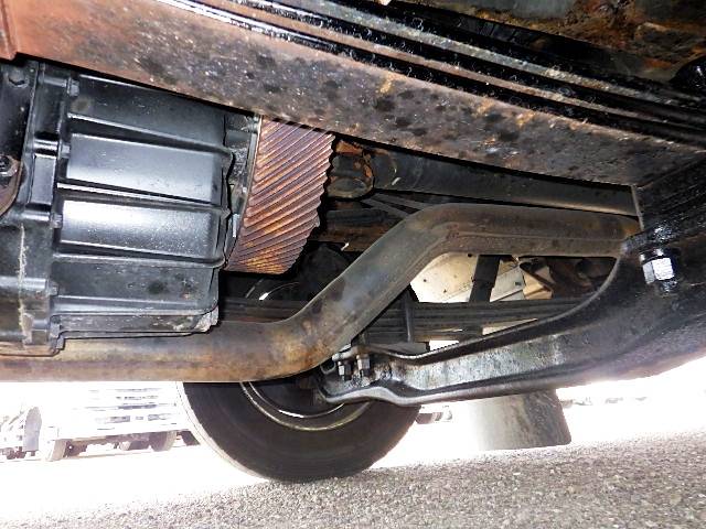 日野プロフィア冷蔵冷凍ウイング大型（10t）[写真24]