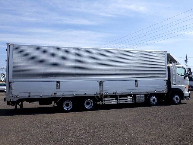 日野プロフィア冷蔵冷凍ウイング大型（10t）[写真04]