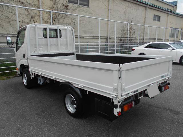 トヨタダイナ平ボディ小型（2t・3t）[写真02]