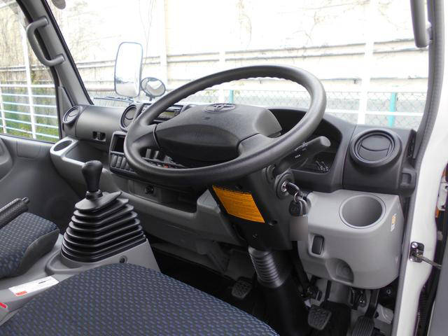 トヨタダイナ平ボディ小型（2t・3t）[写真32]