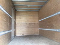 いすゞエルフアルミバン小型（2t・3t）[写真12]