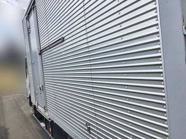 いすゞエルフアルミバン小型（2t・3t）[写真05]